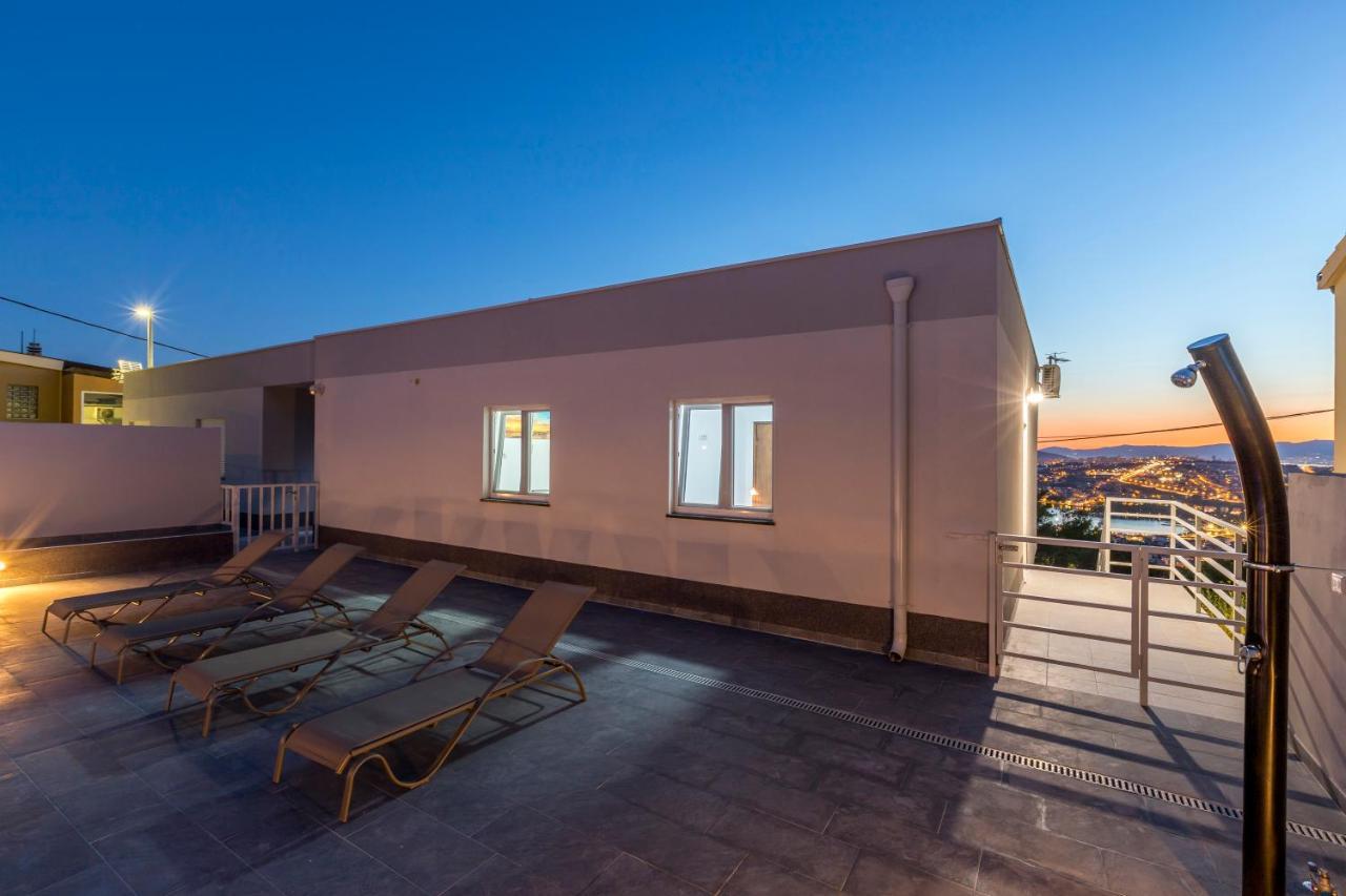 House With Private Pool Magdalena Podstrana Exterior photo