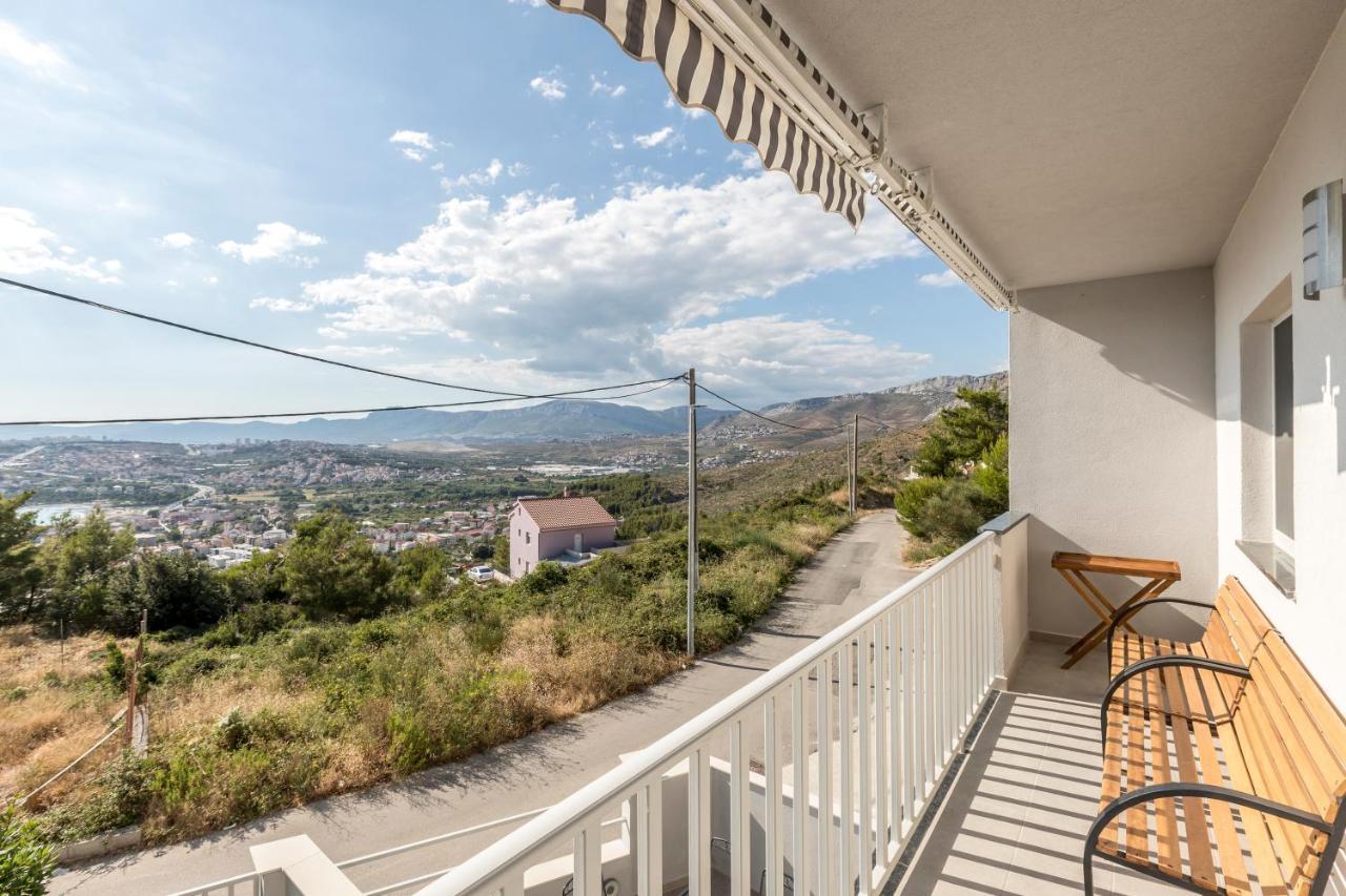 House With Private Pool Magdalena Podstrana Exterior photo